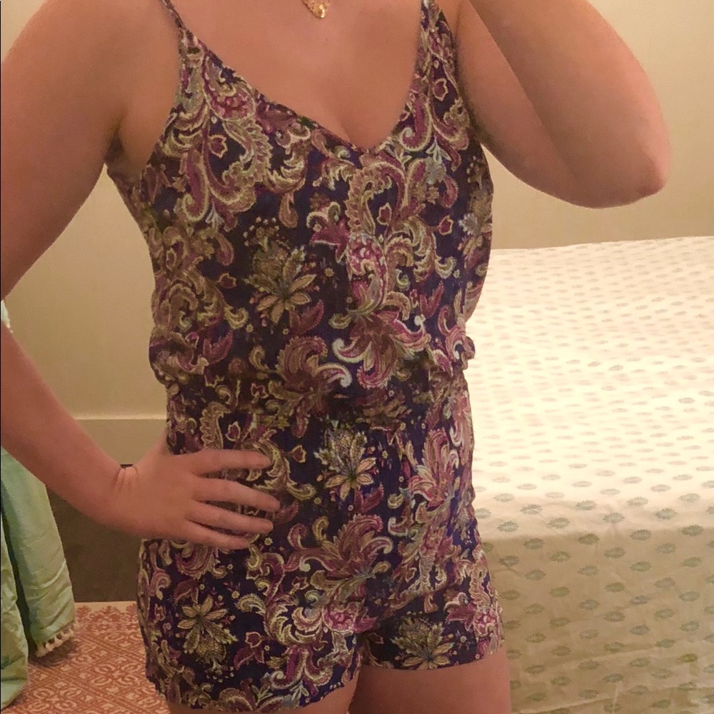 Romper - Picture 3 of 5